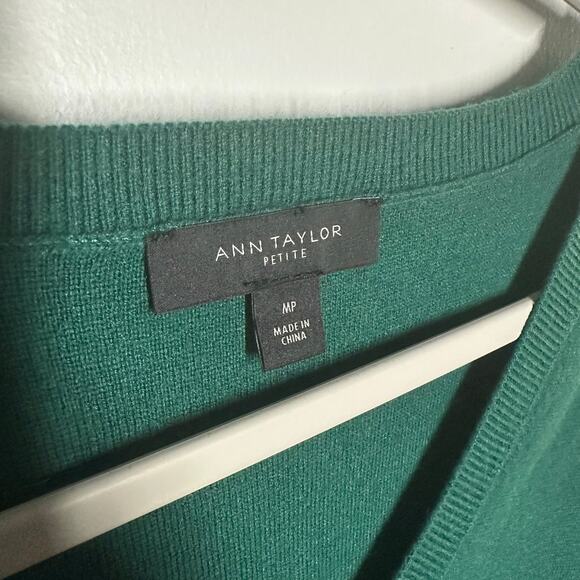 Ann Taylor Womens Green Sweater Long Sleeve Belted Knit Dress Size Medium Petite - Picture 3 of 8